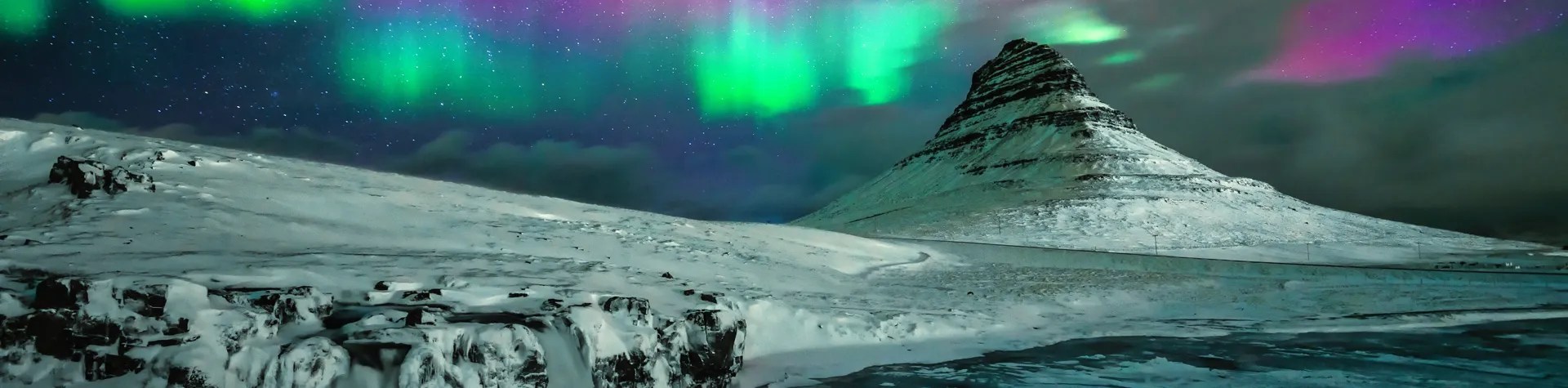 Norrsken, Kirkjufell, västra Island.