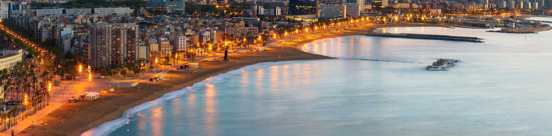 Barcelonas strandlinje från ovan.