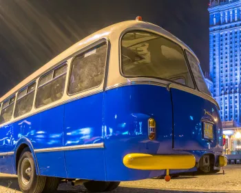 Upplev kommunisttiden i Warszawa från en retro Nysa 522-minibuss.