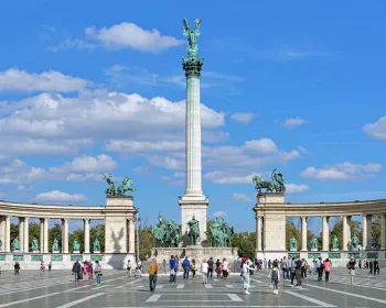 Hjältarnas torg, Budapest